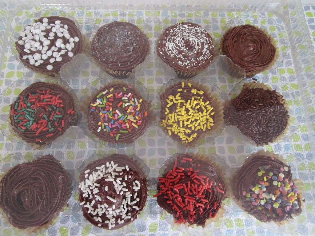 Vegan Chocolate & Vanilla Cupcakes