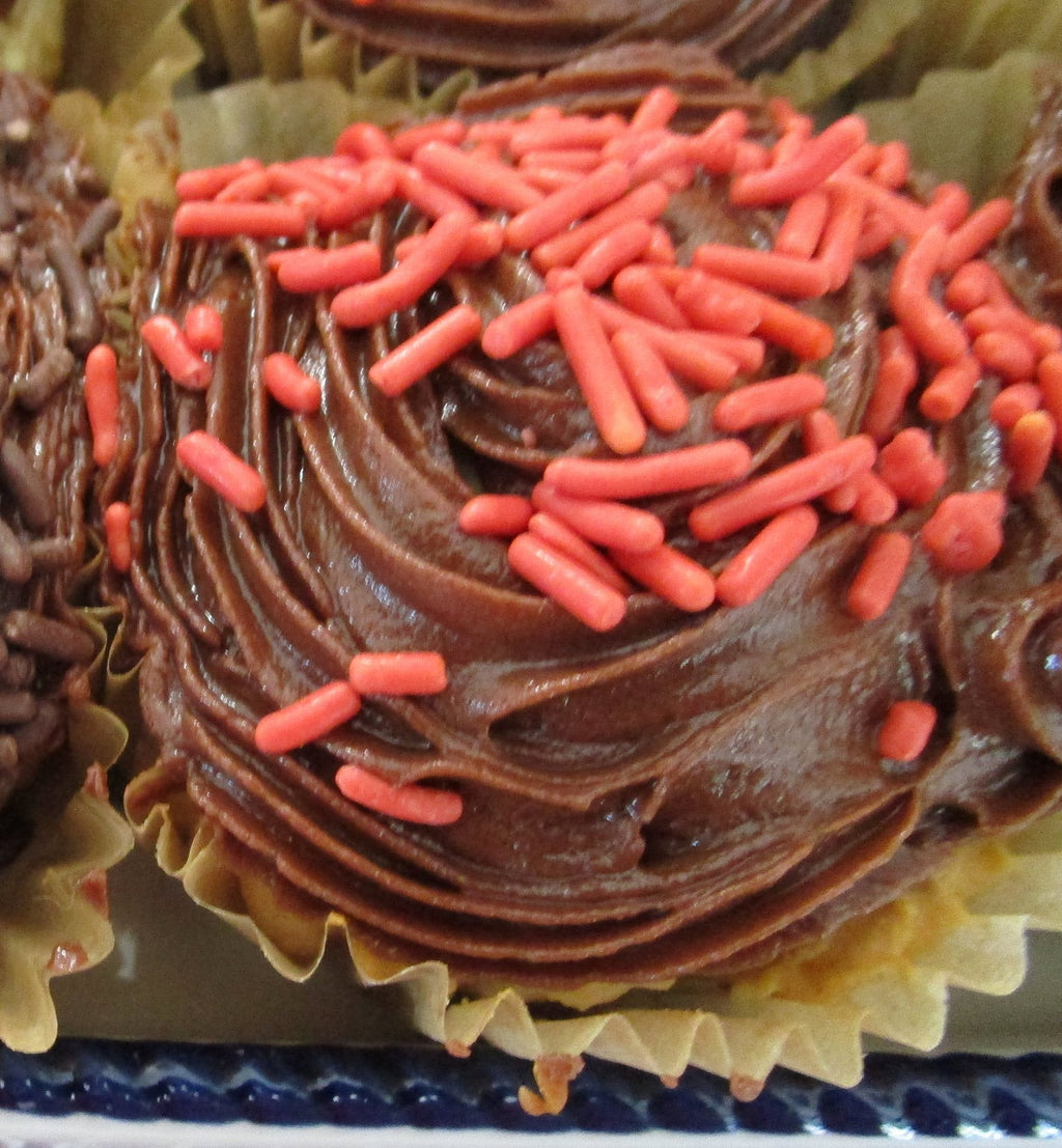 Vegan Chocolate & Vanilla Cupcakes